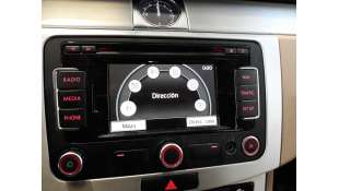 Recambio de sistema audio / radio cd para volkswagen passat lim. (362) 2010-2014 highline bluemotion referencia OEM IAM 3C003527
