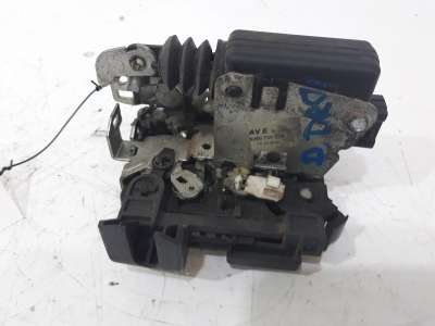 Recambio de cerradura puerta delantera derecha para dacia duster 2010-2018 laureate 4x2 referencia OEM IAM 8200735224 8200735224