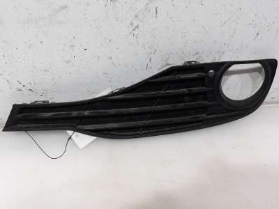 Recambio de rejilla paragolpes izquierda para bmw serie 3 lim. (f30) 2011-2015 318d referencia OEM IAM 51117255365 51117255365 