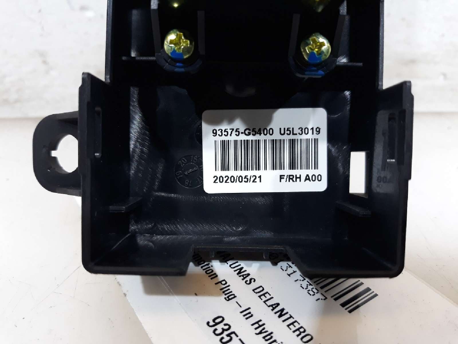 Recambio de mando elevalunas delantero derecho para kia niro 2016- emotion plug-in hybrid referencia OEM IAM 93575G5400 93575G54 Recambio de mando elevalunas delantero derecho para kia niro 2016- emotion plug-in hybrid referencia OEM IAM 93575G5400 93575G54