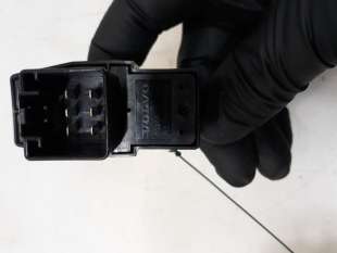 Recambio de mando elevalunas trasero derecho para volvo s60 berlina 2000-2010 2.4 d referencia OEM IAM 8685288 8685288  2