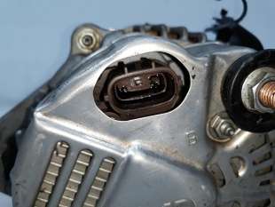 Recambio de alternador para kia sorento 2002-2010 2.5 crdi emotion referencia OEM IAM 373004A300 373004A300  2