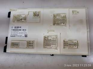 Recambio de caja reles / fusibles para mercedes-benz clase gla (w156) 2013- gla 200 cdi (156.908) referencia OEM IAM A1569005303 2
