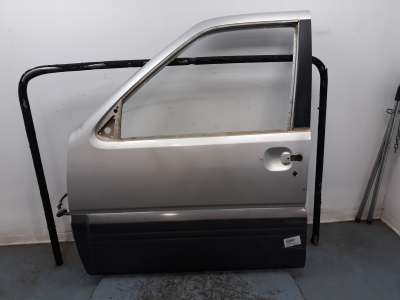 Recambio de puerta delantera izquierda para nissan terrano/terrano.ii (r20) 1993-2007 elegance referencia OEM IAM 801017F731 801