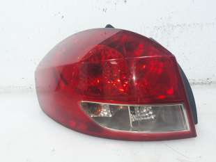 Recambio de piloto trasero izquierdo para renault clio iii 2005-2016 authentique referencia OEM IAM 8200586843 8200586843  2