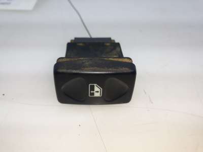 Recambio de mando elevalunas delantero derecho para land rover discovery 2002-2004 td5 e referencia OEM IAM YUF00200PUY YUF00200