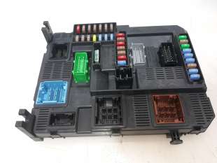 Recambio de caja reles / fusibles para peugeot 308 2013- business line referencia OEM IAM 9807054180 9807054180  2