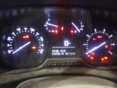Recambio de cuadro instrumentos para toyota proace 2013-2017 furgón mediano referencia OEM IAM 9822514880 9822514880 