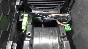 Recambio de apoyabrazos central para volvo xc60 2008-2017 momentum 2wd referencia OEM IAM 39864988 39864988  2