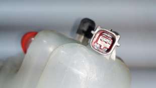 Recambio de deposito expansion para volvo xc60 2008-2017 momentum 2wd referencia OEM IAM 31200320 6G918K218  2