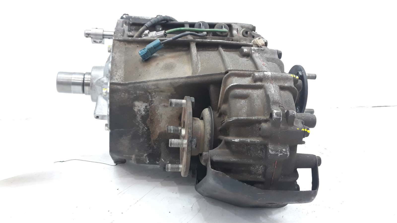 Recambio de caja transfer para toyota land cruiser (j12) 2002-2009 3.0 turbodiesel referencia OEM IAM 361006D190 361006D190  Recambio de caja transfer para toyota land cruiser (j12) 2002-2009 3.0 turbodiesel referencia OEM IAM 361006D190 361006D190