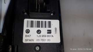 Recambio de mando elevalunas delantero izquierdo para skoda fabia (6y2/6y3) 1999-2007 classic referencia OEM IAM 1J3959857A 1J39