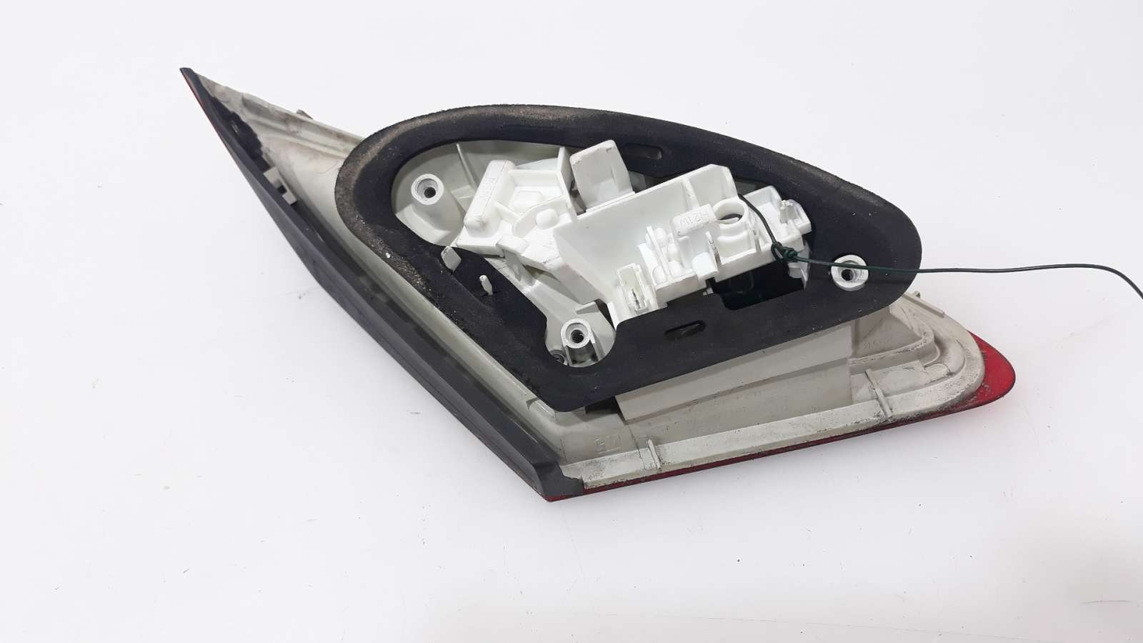 Recambio de piloto trasero derecho interior para opel astra j lim. 2009-2015 enjoy referencia OEM IAM 13306456 13306456  Recambio de piloto trasero derecho interior para opel astra j lim. 2009-2015 enjoy referencia OEM IAM 13306456 13306456