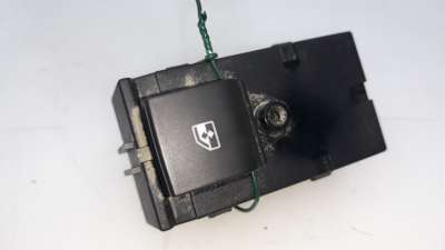 Recambio de mando elevalunas trasero derecho para opel astra j lim. 2009-2015 selective referencia OEM IAM 13301888 13301888 