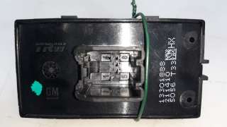 Recambio de mando elevalunas trasero derecho para opel astra j lim. 2009-2015 selective referencia OEM IAM 13301888 13301888 