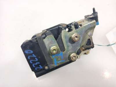 Recambio de cerradura puerta trasera izquierda para daewoo evanda 2002-2004 cdx referencia OEM IAM 96225001 96225001 96252097