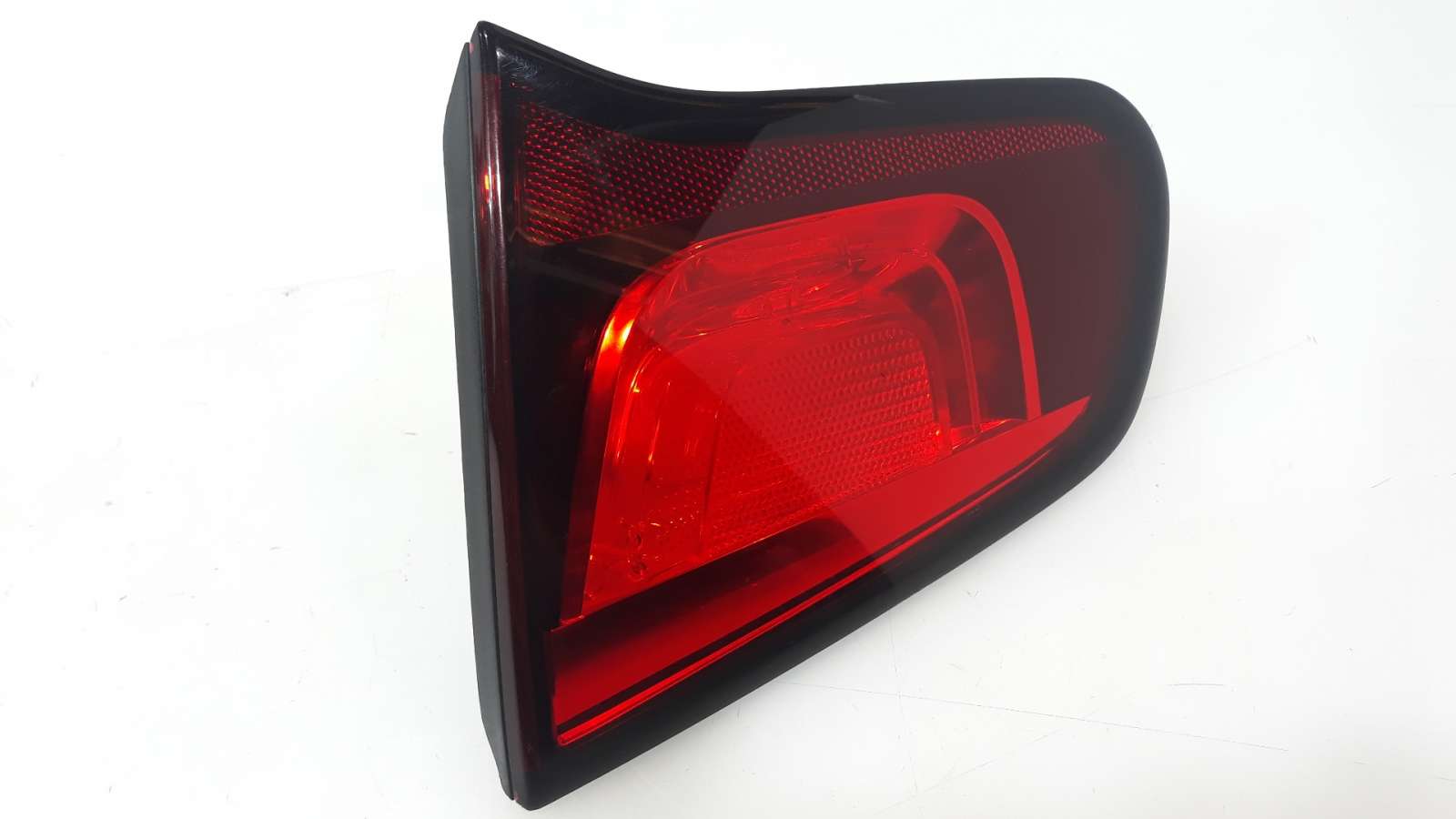 Recambio de piloto trasero derecho interior para citroën c3 2009-2017 business referencia OEM IAM 6351JC 9685225480 9685225480 Recambio de piloto trasero derecho interior para citroën c3 2009-2017 business referencia OEM IAM 6351JC 9685225480 9685225480