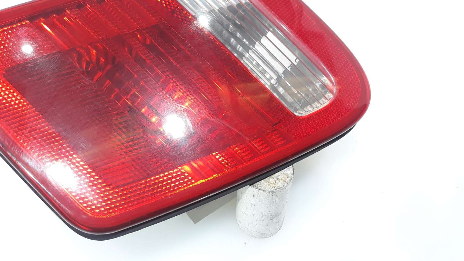 Recambio de piloto trasero derecho interior para saab 9-3 berlina 2002-2007 1.9 tid linear (i/d) referencia OEM IAM 12785764 127 Recambio de piloto trasero derecho interior para saab 9-3 berlina 2002-2007 1.9 tid linear (i/d) referencia OEM IAM 12785764 127