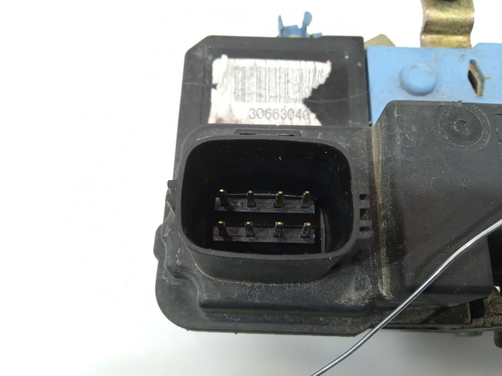 Recambio de cerradura puerta delantera izquierda para volvo xc90 2002-2014 d5 kinetic referencia OEM IAM 30663040 30663040  Recambio de cerradura puerta delantera izquierda para volvo xc90 2002-2014 d5 kinetic referencia OEM IAM 30663040 30663040