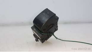 Recambio de mando elevalunas delantero derecho para toyota corolla (e12) 2001-2007 2.0 d-4d linea sol berlina referencia OEM IAM