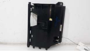 Recambio de molduras traseras para volkswagen t5 bus 2003-2009 california techo elevable referencia OEM IAM 7H0807130A 7H0807130