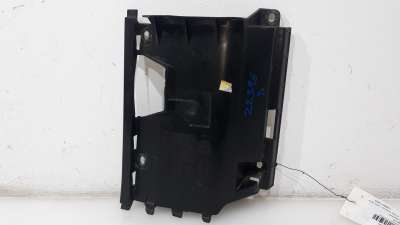 Recambio de molduras traseras para volkswagen t5 bus 2003-2009 california techo elevable referencia OEM IAM 7H0807130A 7H0807130