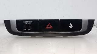 Recambio de warning para hyundai ix35 2010-2015 classic 2wd referencia OEM IAM 847402S450 847402S450 