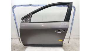 Recambio de puerta delantera izquierda para renault megane iii berlina 5 p 2008-2016 dynamique referencia OEM IAM 801015772R 801
