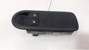 Recambio de mando elevalunas delantero izquierdo para renault megane ii berlina 5p 2002-2009 emotion referencia OEM IAM 15601809