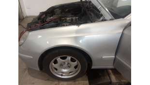 Recambio de aleta delantera izquierda para mercedes-benz clase e (w211) berlina 2002-2009 e 200 compressor (211.042) referencia 