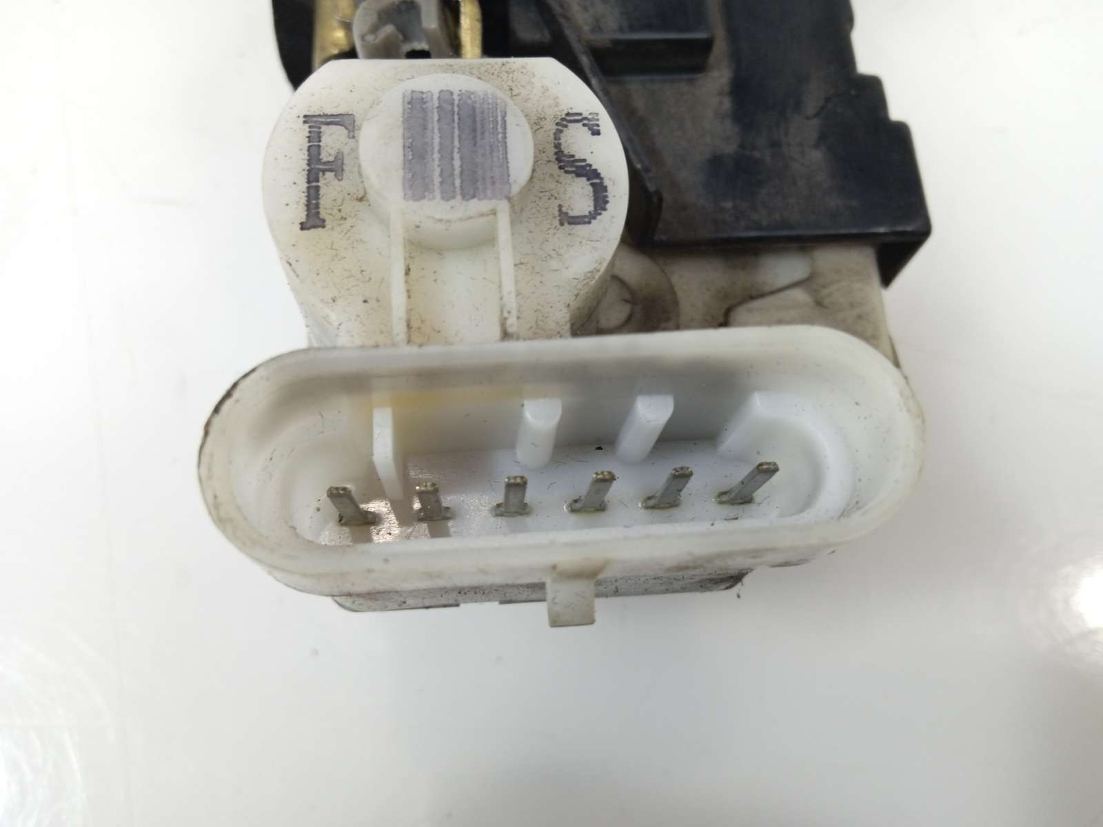 Recambio de cerradura puerta delantera izquierda para lancia lybra berlina 1999-2006 1.9 jtd referencia OEM IAM 46763099 4676309 Recambio de cerradura puerta delantera izquierda para lancia lybra berlina 1999-2006 1.9 jtd referencia OEM IAM 46763099 4676309