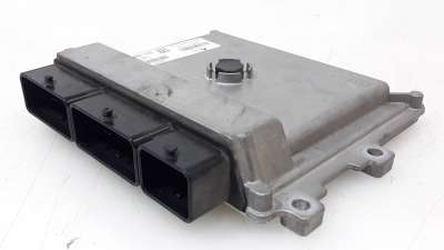 Recambio de centralita motor uce para renault clio iv 2012- societé referencia OEM IAM 237104736R 237103352R 237103352R