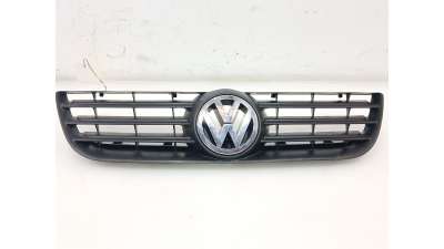 Recambio de rejilla delantera para volkswagen polo (9n3) 2005-2010 highline referencia OEM IAM 6Q0853653E 1T0853601A 