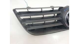 Recambio de rejilla delantera para volkswagen polo (9n3) 2005-2010 highline referencia OEM IAM 6Q0853653E 1T0853601A 