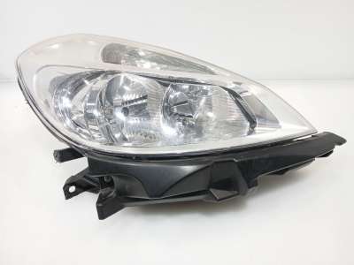 Recambio de faro derecho para renault clio iii (br0/1, cr0/1) 2005-2014 1.2 16v (br0p, cr0p) referencia OEM IAM 260106858R 82004