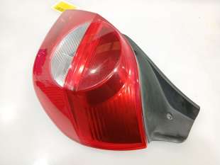 Recambio de piloto trasero derecho para renault clio iii (br0/1, cr0/1) 2005-2014 1.2 16v (br0p, cr0p) referencia OEM IAM 820045 2