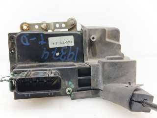 Recambio de cerradura puerta trasera derecha para ford fiesta (cbk) 2001-2008 ambiente referencia OEM IAM 1372483 2S61A264A26BN 