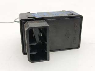 Recambio de mando elevalunas delantero derecho para kia carens 2000-2002 1.8 monovolumen referencia OEM IAM 0K2CS66380 0K2CS6638 2