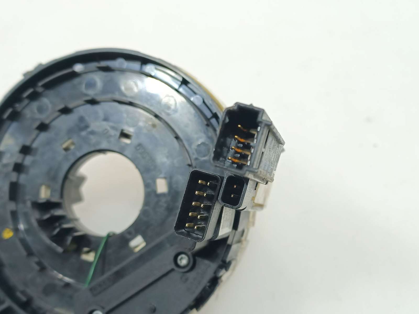Recambio de anillo airbag para audi a4 avant (8e) 2004-2008 2.0 tdi referencia OEM IAM 4E0953541 4E0953541  Recambio de anillo airbag para audi a4 avant (8e) 2004-2008 2.0 tdi referencia OEM IAM 4E0953541 4E0953541