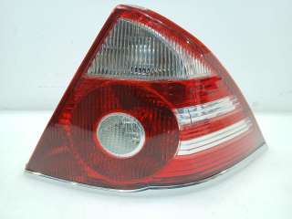 Recambio de piloto trasero derecho para ford mondeo berlina (ge) 2000-2007 futura (d) referencia OEM IAM 1464086 1464086 