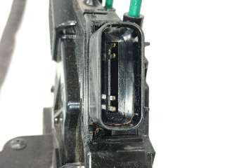 Recambio de cerradura puerta trasera derecha para ssangyong tivoli 2015- 1.6 xdi 160 referencia OEM IAM 7132035001 7132035001 