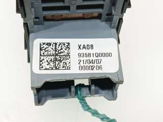 Recambio de mando elevalunas delantero derecho para hyundai bayon (bc3) 2021- 1.2 mpi referencia OEM IAM 93581Q00004X 93581Q0000