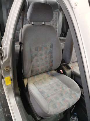 Recambio de asiento delantero derecho para daewoo lanos sedán (klat) 1997- 1.3 referencia OEM IAM 96283553 96283553 