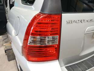 Recambio de piloto trasero izquierdo para kia sportage ii (je_, km_) 2004- 2.0 i 16v referencia OEM IAM 924011F011 924011F011 
