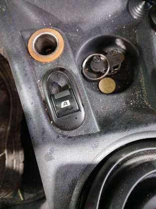 Recambio de mando elevalunas delantero izquierdo para citroën c3 i (fc_, fn_) 2002- 1.4 hdi referencia OEM IAM 6554L7 6554L7 