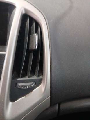 Recambio de aireador central derecho para opel astra j (p10) 2009-2015 1.7 cdti (68) referencia OEM IAM 13303921 13303921 
