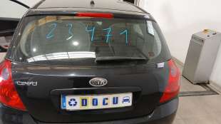 Recambio de porton trasero para kia cee´d hatchback (ed) 2006-2012 1.4 referencia OEM IAM 737001H000 737001H000 