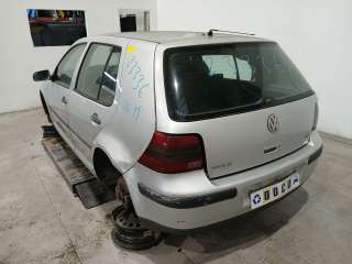volkswagen golf iv variant (1j5) 1999-2006 del año 2001