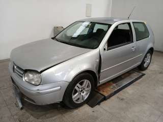 volkswagen golf iv berlina (1j1) 1997-2003 del año 2001