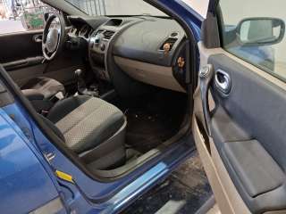 renault megane ii berlina 5p 2002-2009 del año 2004